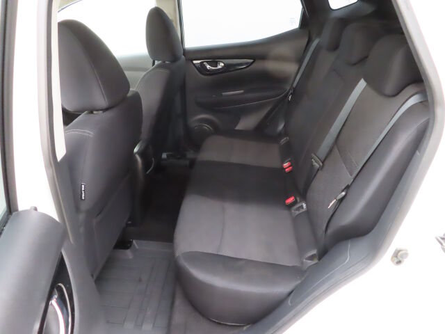 Nissan Qashqai 2016 DIG-T 115 Acenta 2WD Xtronic Safety Pack Connect