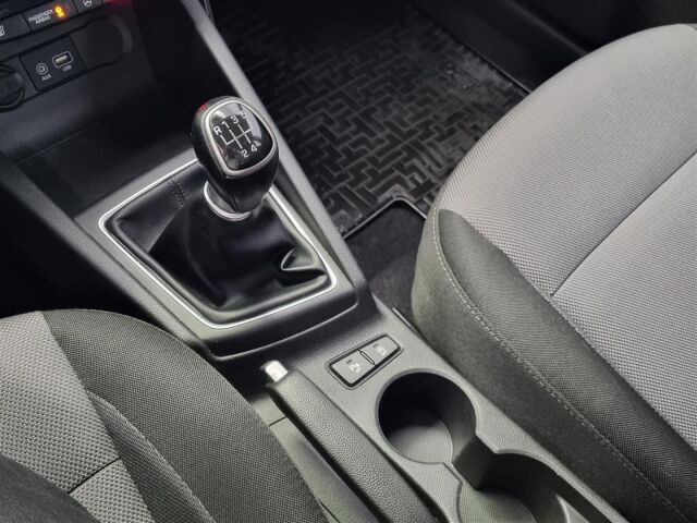 HYUNDAI i20 Active 2017 1,0 T-GDI ISG Comfort Limited / Lohkolämmitin / P-Tutka / Lämmitettävä ratti