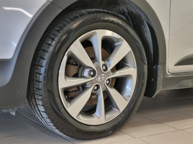HYUNDAI i20 Active 2017 1,0 T-GDI ISG Comfort Limited / Lohkolämmitin / P-Tutka / Lämmitettävä ratti