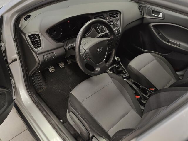 HYUNDAI i20 Active 2017 1,0 T-GDI ISG Comfort Limited * Moottorilämmitin *