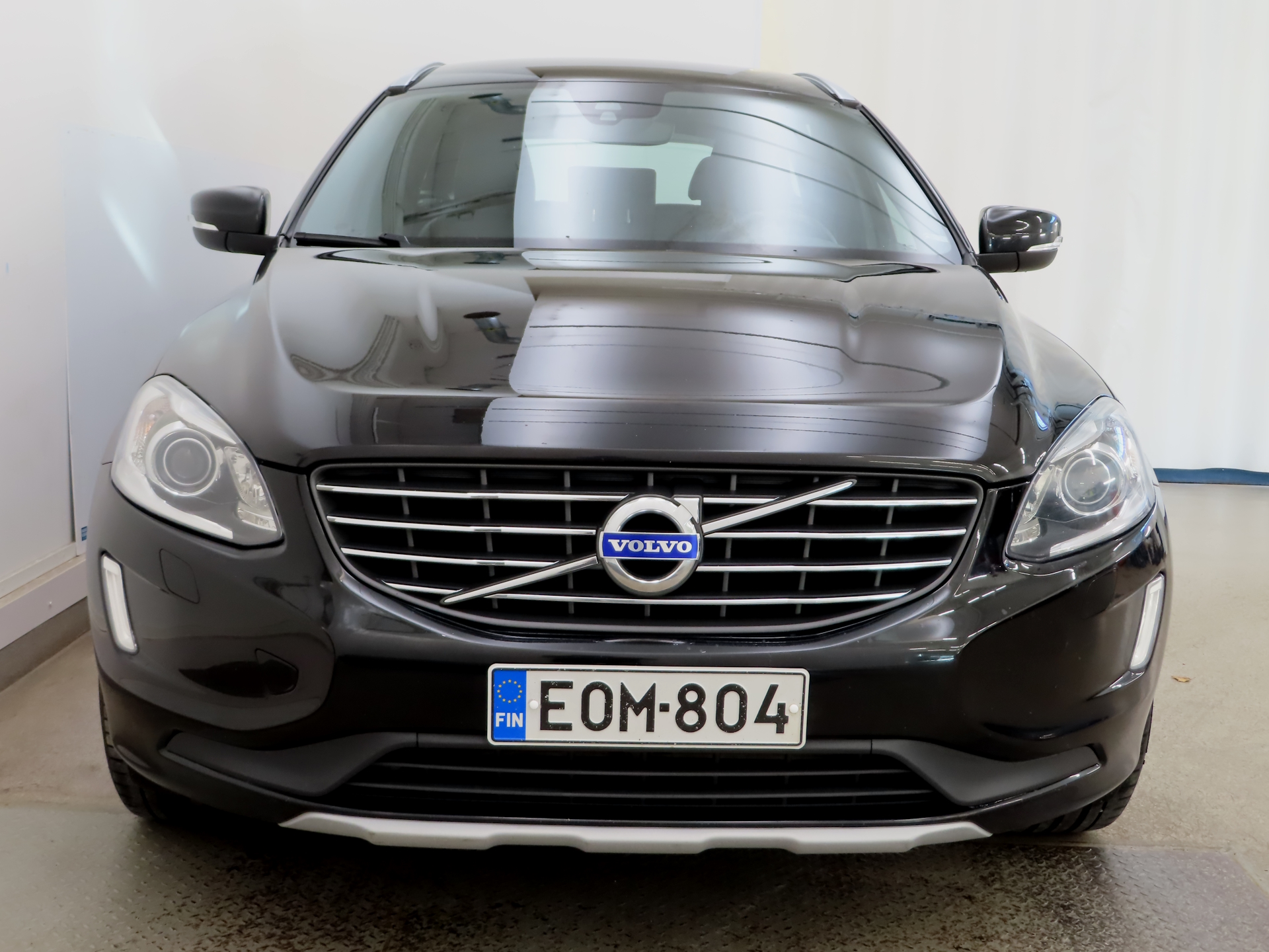 Volvo XC60 D4 AWD Classic Summum aut 2017, kuva 2/11