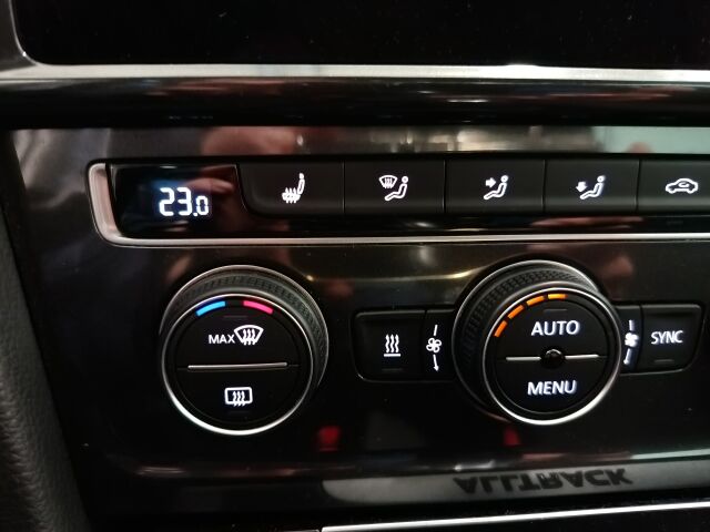 VOLKSWAGEN Golf 2017 Variant Alltrack 2,0 TDI 135 kW (184 hv) 4MOTION DSG-automaatti Winter Edition