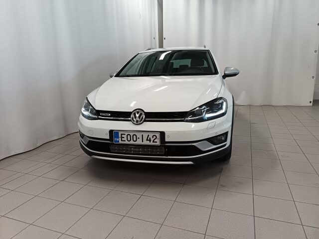 VOLKSWAGEN Golf 2017 Variant Alltrack 2,0 TDI 135 kW (184 hv) 4MOTION DSG-automaatti Winter Edition