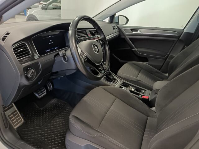 VOLKSWAGEN Golf 2017 Variant Alltrack 2,0 TDI 135 kW (184 hv) 4MOTION DSG-automaatti Winter Edition