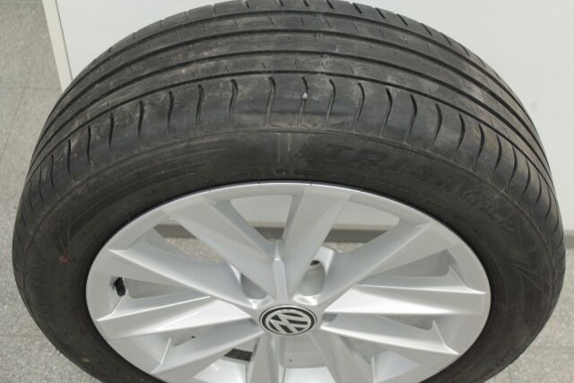 VOLKSWAGEN Golf 2017 Variant Alltrack 1,8 TSI 132 kW (180 hv) 4MOTION DSG-automaatti