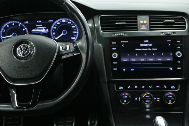 VOLKSWAGEN Golf 2017 Variant Alltrack 1,8 TSI 132 kW (180 hv) 4MOTION DSG-automaatti