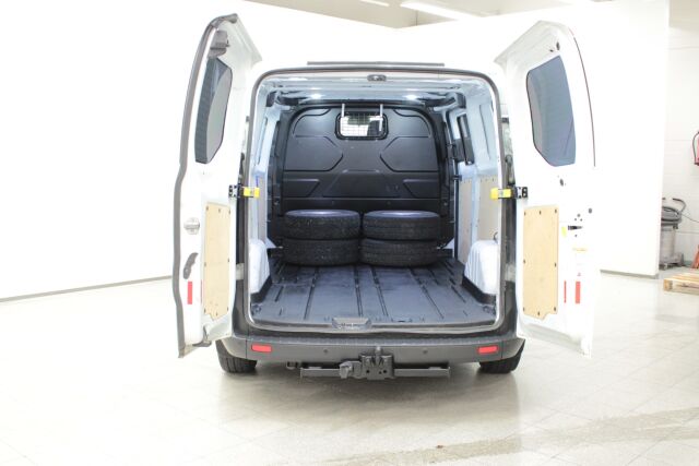 FORD Transit Custom 2017 310 2,0TDCi 130 hv M6 Etuveto Trend Van N1 L2H1