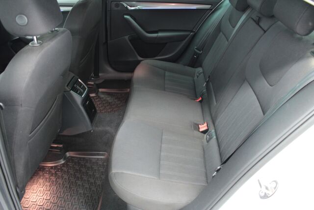 SKODA Octavia 2017 1,4 TSI Style DSG Autom.