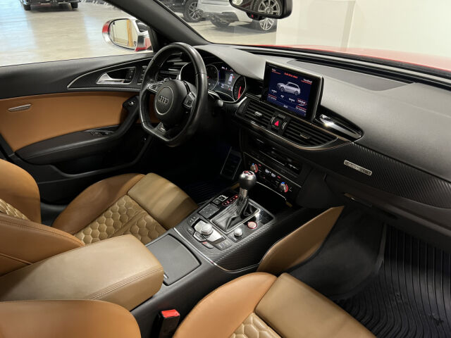 AUDI RS6 2018 Avant 4,0 V8T Quattro *Exclusive -paketti *Suomiauto *Matrix Led *Panoraama *Bose *Adaptiivinen vaki