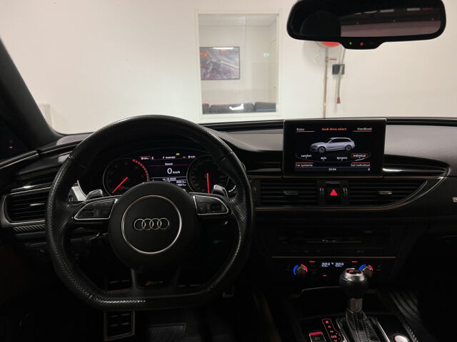 AUDI RS6 2018 Avant 4,0 V8T Quattro *Exclusive -paketti *Suomiauto *Matrix Led *Panoraama *Bose *Adaptiivinen vaki