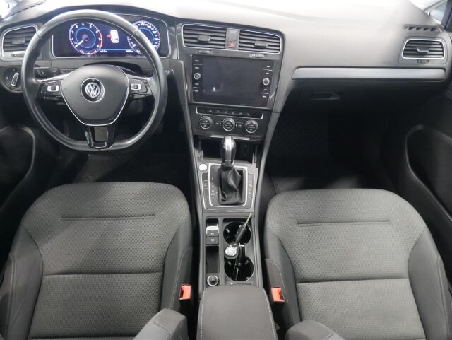 VOLKSWAGEN Golf 2018 Comfortline 1,0 TSI 81 kW (110 hv) DSG-automaatti NAVI, PERUUTUSKAMERA, ADAPTIIVIVAKKARI!