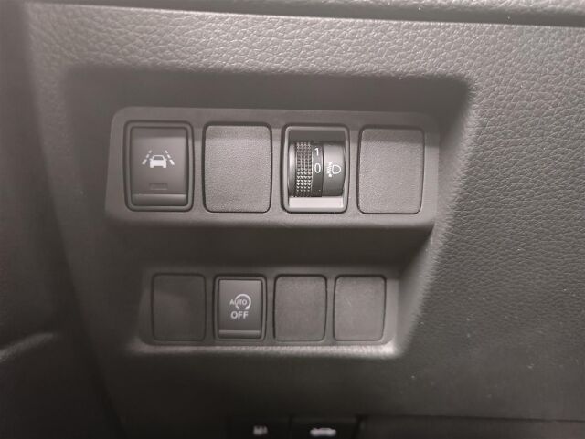 NISSAN Qashqai 2018 DIG-T 115 N-Connecta 2WD 6M/T PFEB