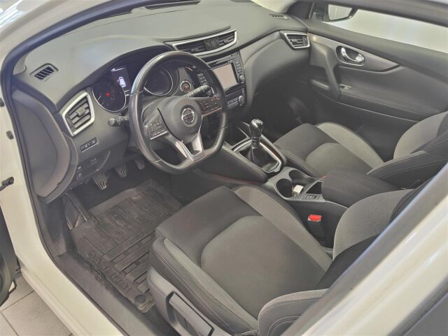 NISSAN Qashqai 2018 DIG-T 115 N-Connecta 2WD 6M/T PFEB