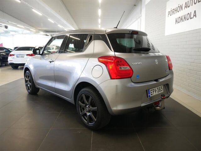 SUZUKI Swift 2018 1,2 DUALJET 4WD GLX 5MT HYBRID / 1-om / 2 x renkaat / Adapt. vakkari / Navi / Kamera / Koukku