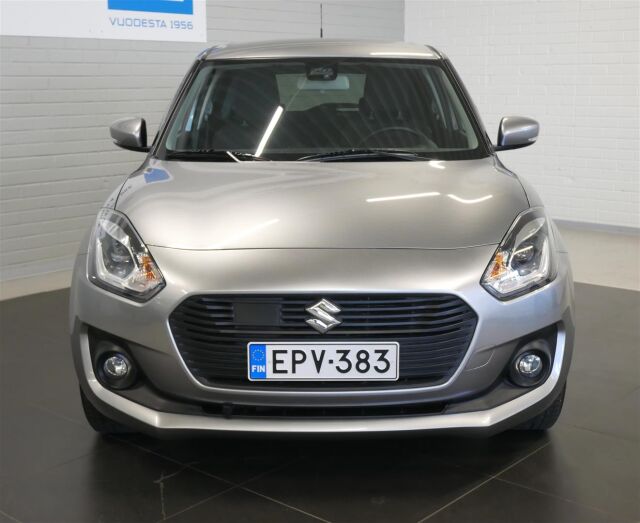 SUZUKI Swift 2018 1,2 DUALJET 4WD GLX 5MT HYBRID / 1-om / 2 x renkaat / Adapt. vakkari / Navi / Kamera / Koukku