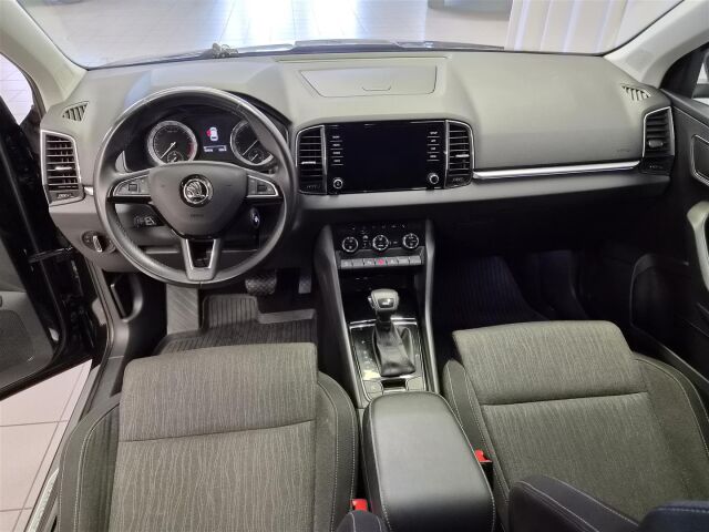 SKODA Karoq 2019 1,6 TDI Style DSG Autom.  * Vetokoukku / ACC /  P- Kamera / Webasto *