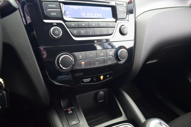 NISSAN Qashqai 2019 DIG-T 140 Visia City 2WD 6M/T