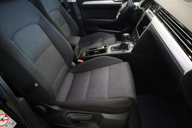 VOLKSWAGEN Passat 2019 Variant Comfortline 1,5 TSI EVO 110 kW (150 hv) DSG-automaatti