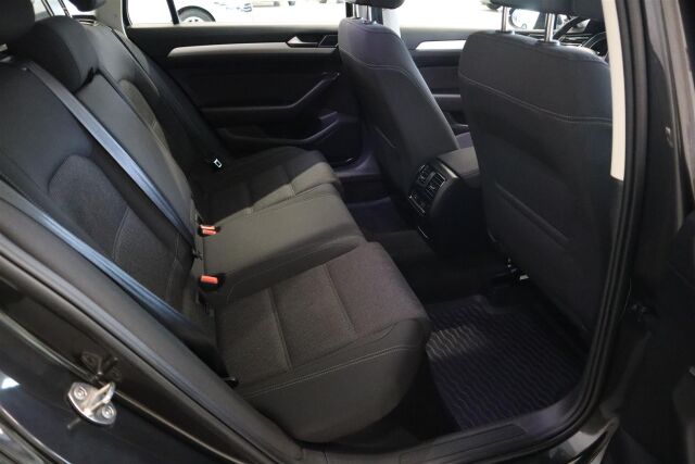 VOLKSWAGEN Passat 2019 Variant Comfortline 1,5 TSI EVO 110 kW (150 hv) DSG-automaatti