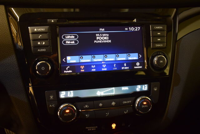 NISSAN Qashqai 2019 DIG-T 140 Acenta 2WD 6M/T NNC Display