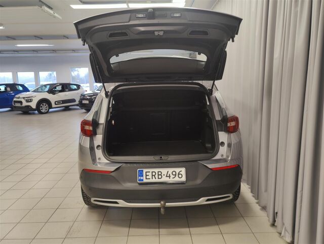 OPEL Grandland X 2019 Innovation Plus 130 Turbo A