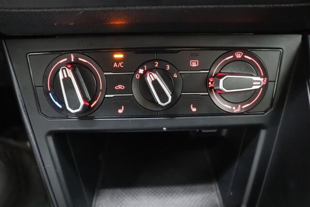 VOLKSWAGEN Polo 2019 Trendline 1,0 59 kW (80 hv)
