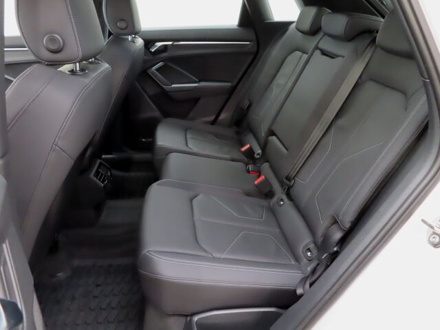 Audi Q3 2019 Launch Edition Business 40 TFSI 140 kW quattro S tronic