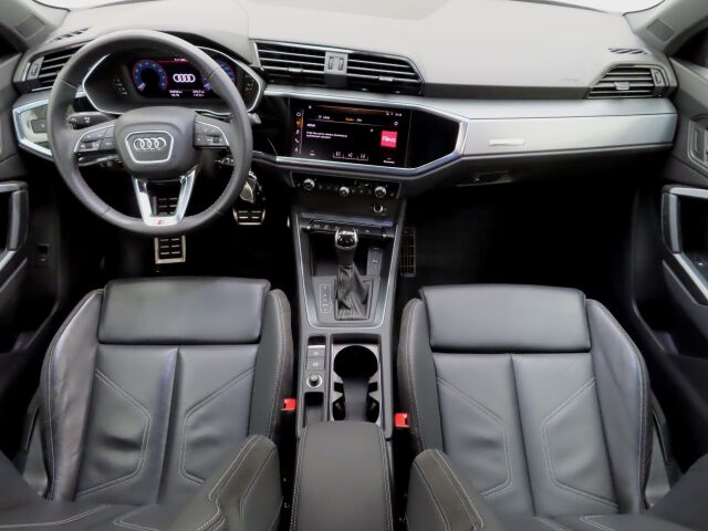 Audi Q3 2019 Launch Edition Business 40 TFSI 140 kW quattro S tronic