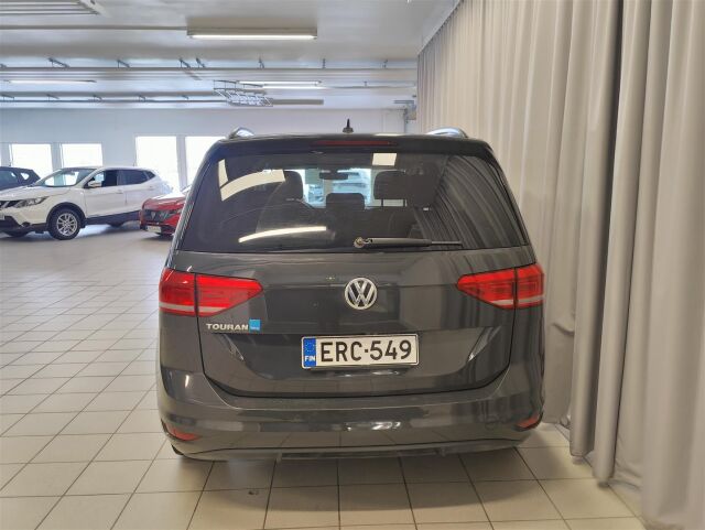 VOLKSWAGEN Touran 2019 Comfortline 1,6 TDI SCR 85 kW (115 hv)  * 1. Omistaja / Webasto / P-kamera *