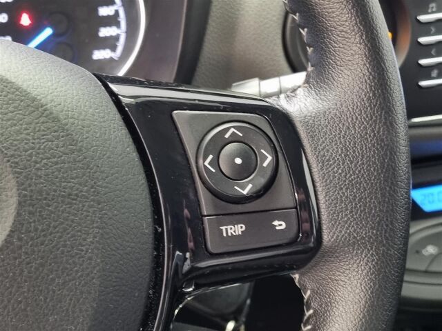 TOYOTA Yaris 2019 1,5 Hybrid Active 5ov  * Peruutuskamera, Lohkolämmitin ja sisäpistoke *