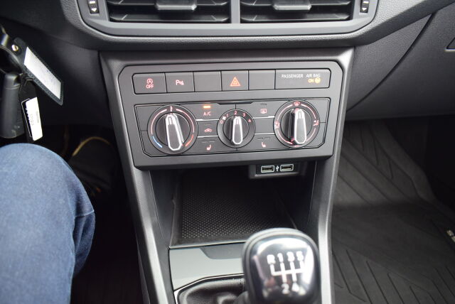 VOLKSWAGEN T-Cross 2019 1,0 TSI 70 kW (95 hv)