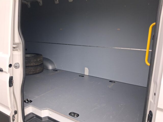 VOLKSWAGEN Crafter 2019 35 umpipakettiauto 2,0 TDI 130 kW 4Motion 8at, 4490 Winter Edition,  Sis. Alv
