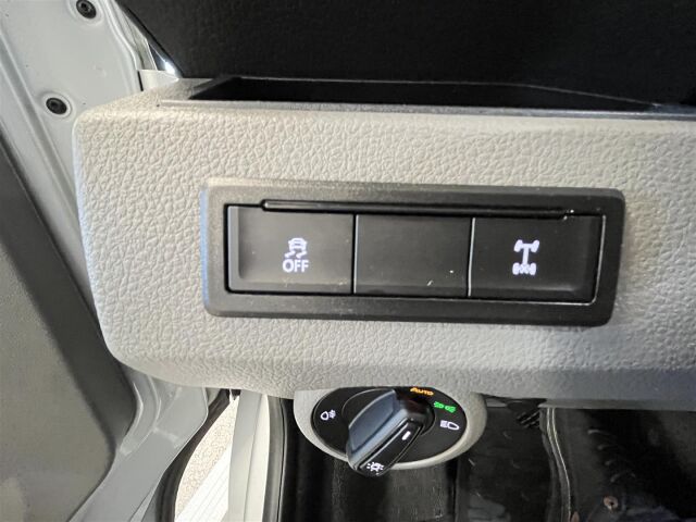 VOLKSWAGEN Transporter 2021 Transporter 6.1 Pitkä 2,0 TDI 150 kW 4Motion DSG 204M (MAR), 1-omisteinen, alv.väh.kelpoinen!