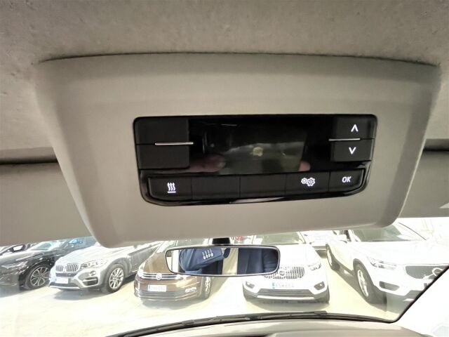 VOLKSWAGEN Transporter 2021 Transporter 6.1 Pitkä 2,0 TDI 150 kW 4Motion DSG 204M (MAR), 1-omisteinen, alv.väh.kelpoinen!