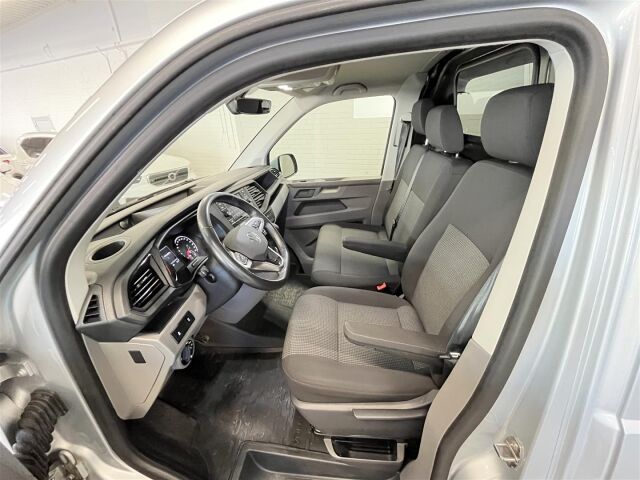 VOLKSWAGEN Transporter 2021 Transporter 6.1 Pitkä 2,0 TDI 150 kW 4Motion DSG 204M (MAR), 1-omisteinen, alv.väh.kelpoinen!