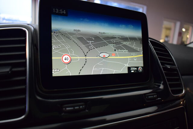 MERCEDES-BENZ GLE 2018 350 d 4Matic * Navi, ILS-ledajovalot, nahkaverhoilu, Harman Kardon ym*