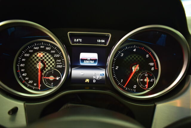 MERCEDES-BENZ GLE 2018 350 d 4Matic * Navi, ILS-ledajovalot, nahkaverhoilu, Harman Kardon ym*