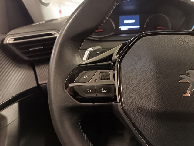 PEUGEOT 2008 2021 Active Pack Motion PureTech 130 EAT8-automaatti