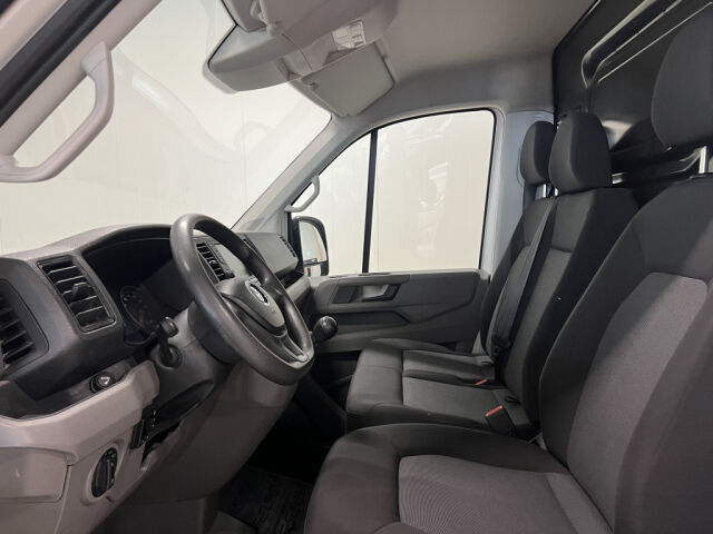 VOLKSWAGEN CRAFTER 2017 2.0 TDI PITKÄ KORKEA PAKETTIAUTO *POLTTOAINEKÄYTTÖINEN LISÄLÄMMITIN *PERUUTUSKAMERA *KOUKKU
