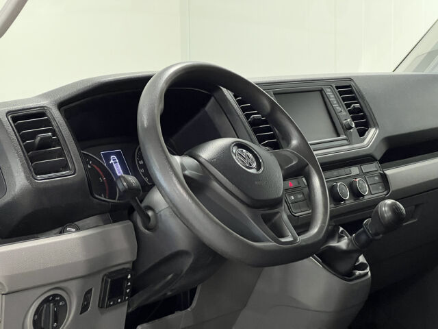 VOLKSWAGEN CRAFTER 2017 2.0 TDI PITKÄ KORKEA PAKETTIAUTO *POLTTOAINEKÄYTTÖINEN LISÄLÄMMITIN *PERUUTUSKAMERA *KOUKKU