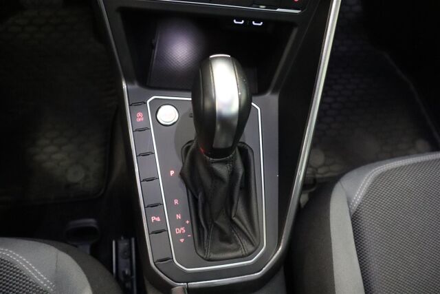 VOLKSWAGEN Polo 2021 R-Line 1,0 TSI 70 kW DSG-automaatti