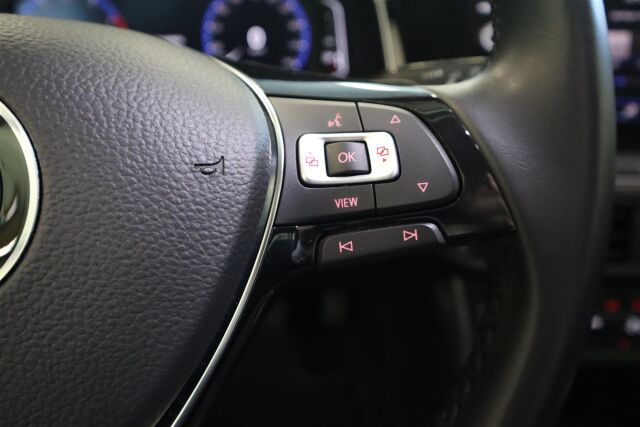 VOLKSWAGEN Polo 2021 R-Line 1,0 TSI 70 kW DSG-automaatti