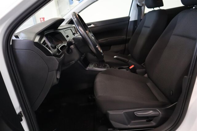 VOLKSWAGEN Polo 2021 1,0 59 kW