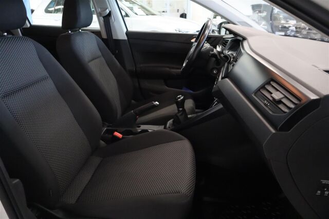 VOLKSWAGEN Polo 2021 1,0 59 kW