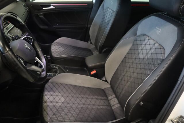 VOLKSWAGEN Tiguan 2021 R-Line 1,5 TSI 110 kW DSG-automaatti 1 omistaja!    Siisti  R-Line !