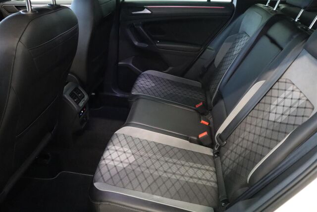 VOLKSWAGEN Tiguan 2021 R-Line 1,5 TSI 110 kW DSG-automaatti 1 omistaja!    Siisti  R-Line !