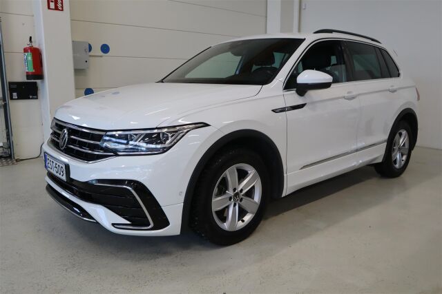 VOLKSWAGEN Tiguan 2021 R-Line 1,5 TSI 110 kW DSG-automaatti 1 omistaja!    Siisti  R-Line !