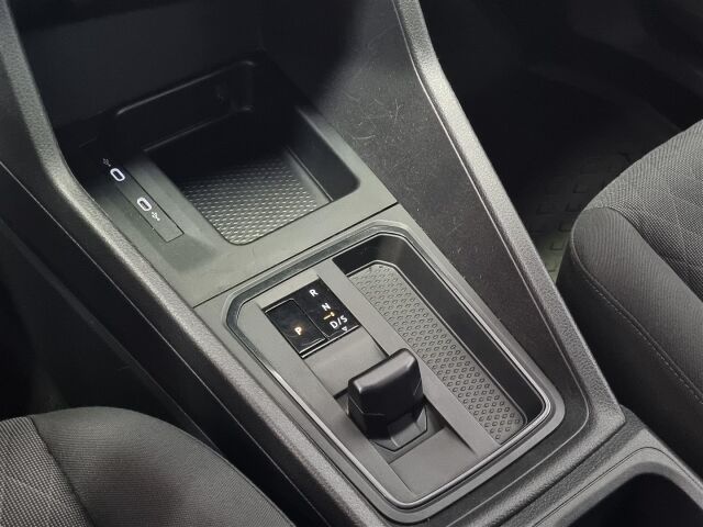 VOLKSWAGEN Caddy Maxi 2021 Life Business 2,0 TDI 90kW DSG / Koukku / Webasto / Tutkat