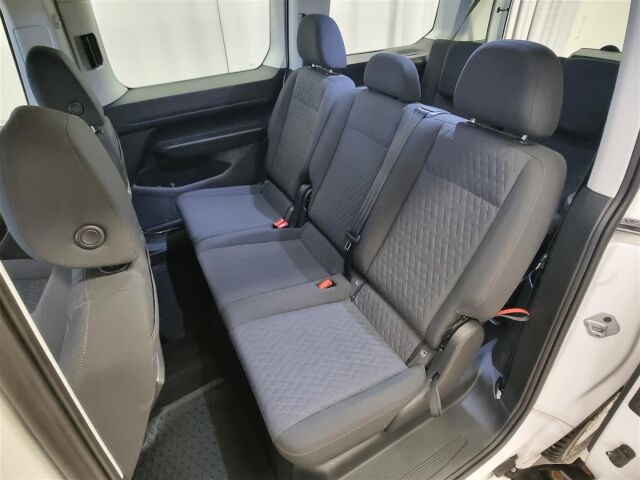 VOLKSWAGEN Caddy Maxi 2021 Life Business 2,0 TDI 90kW DSG / Koukku / Webasto / Tutkat