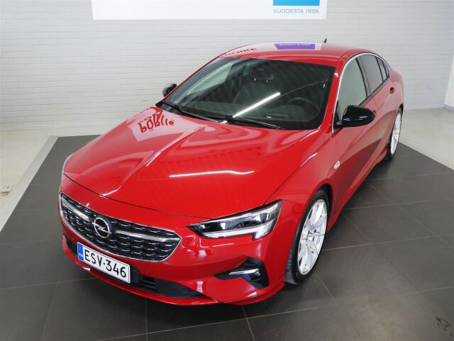OPEL Insignia 2021 Grand Sport Executive GS 200 Turbo A / Huippuhieno ja huippuvarusteltu!